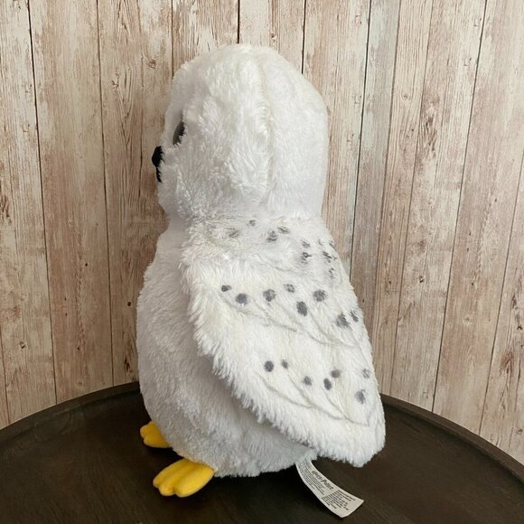 Wizarding World of Harry Potter Hedwig the Snow Owl Stuffed Plush Animal Toy - Picture 5 of 8